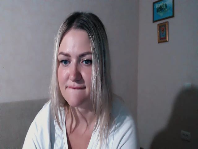 Live sex webcam photo for Kalina_malina #260180932