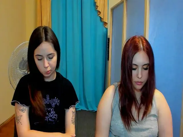 Live sex webcam photo for BeautiAmber #254177539