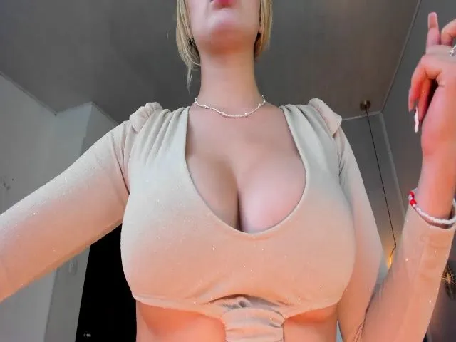 Live sex webcam photo for MarieBass #260202068