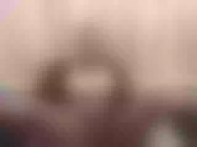 Live sex webcam photo for LoveLeeX #241411037