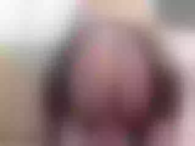 Live sex webcam photo for GoddessHardy #262685217