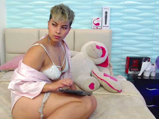 Live sex webcam photo for Cloe-Kohut #241022741