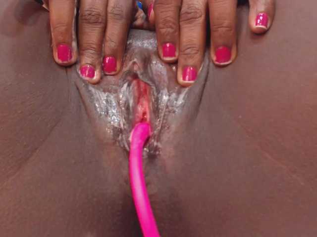 Live sex webcam photo for NicolBlack #241243990