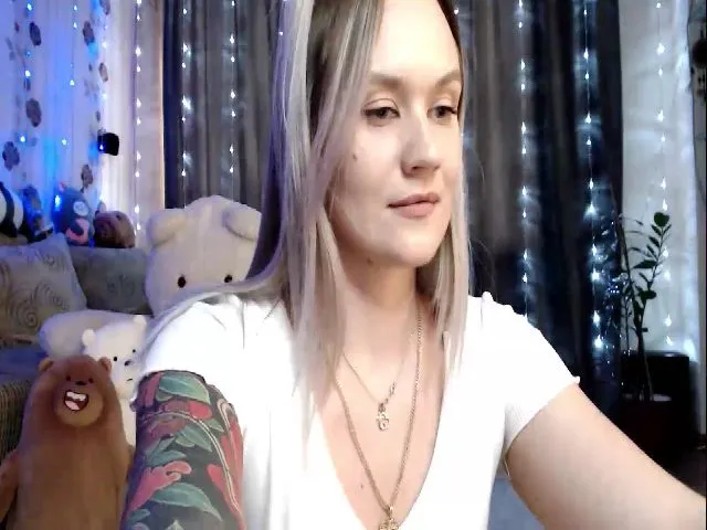 Live sex webcam photo for RoomOfBears #254787046