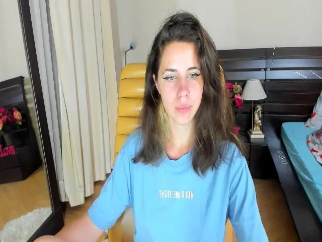 Live sex webcam photo for HildaBoom_77 #255737290