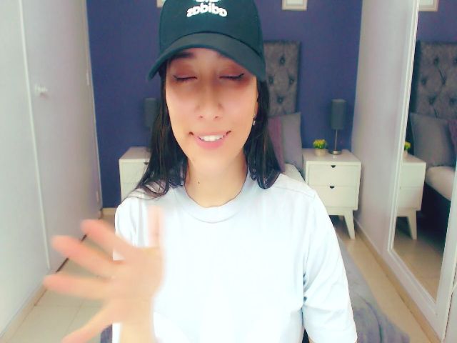 Live sex webcam photo for anniesclub #260347346