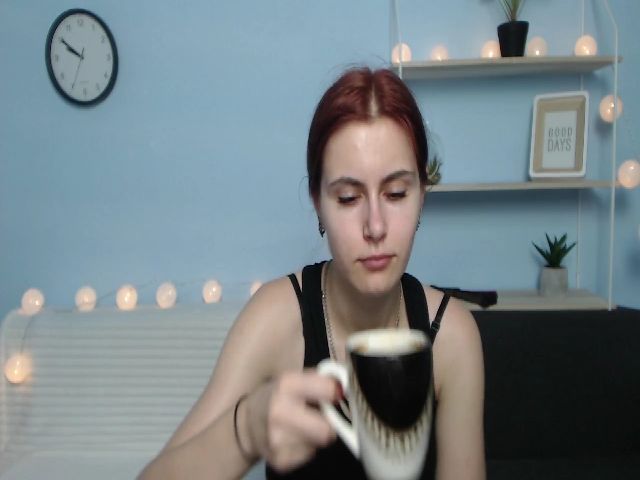 Live sex webcam photo for MollyTravis #263434021