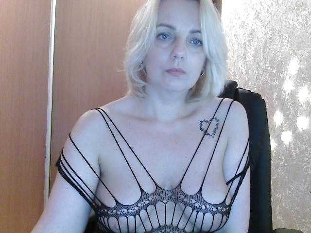 Live sex webcam photo for MozaikaAceee #242414773