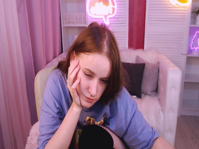 Live sex webcam photo for LynneDawson #255475548