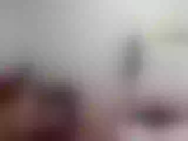 Live sex webcam photo for Tori-Vi #265229207