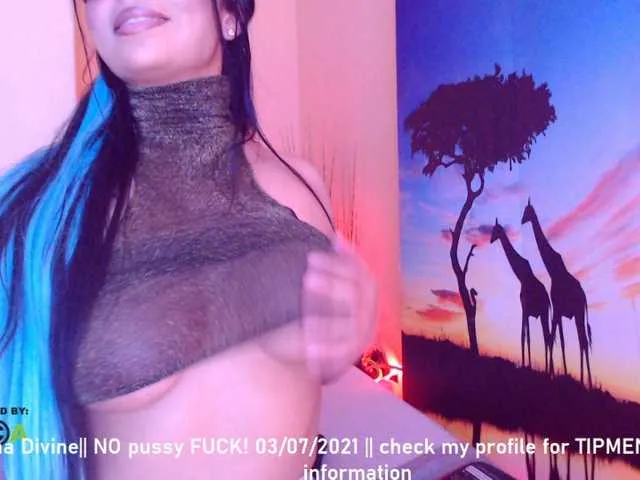 Live sex webcam photo for LishaDivine #241194216
