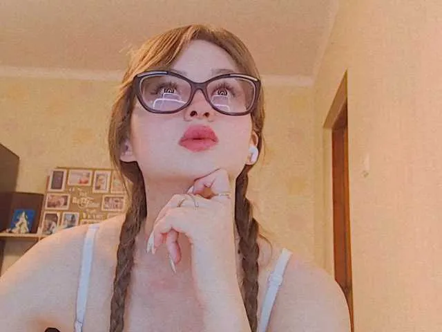 Live sex webcam photo for irisachka #241045416