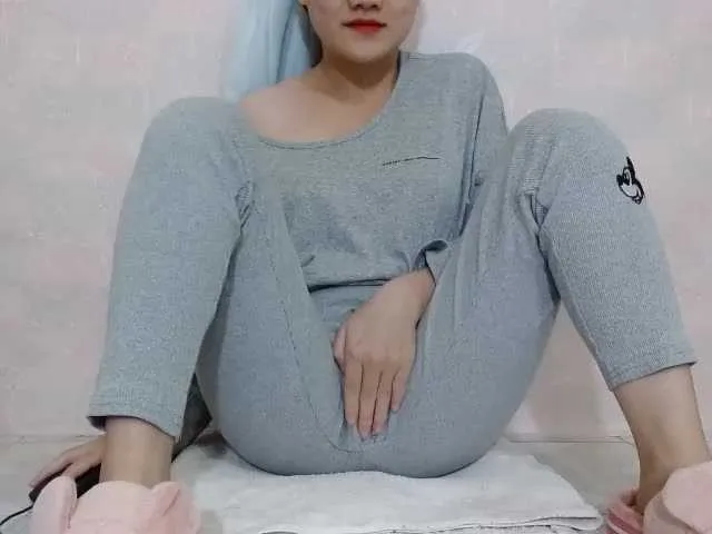 Live sex webcam photo for Smallgirl #240915619