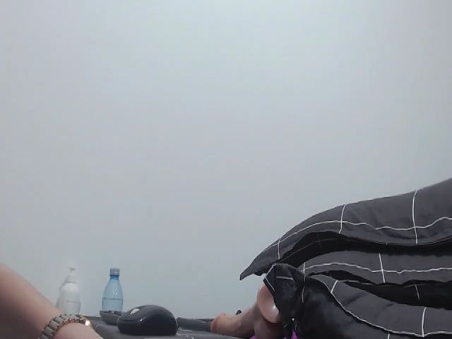 Live sex webcam photo for Alishaboobs #259823330