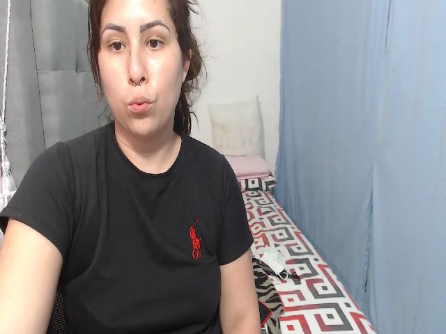 Live sex webcam photo for Arisha_bloom #260284367
