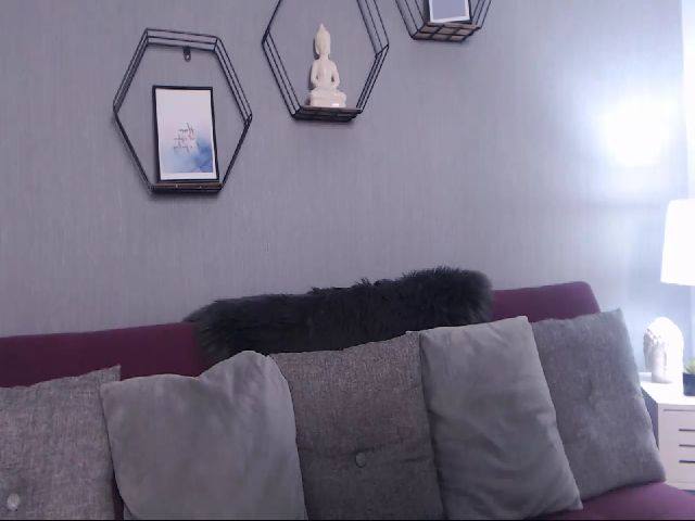 Live sex webcam photo for AuroraXSky #260677058