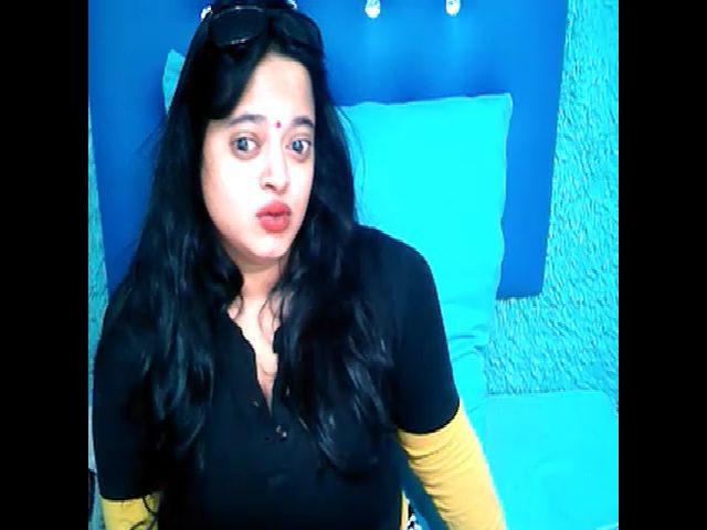 Live sex webcam photo for Sexyval4u #254042112