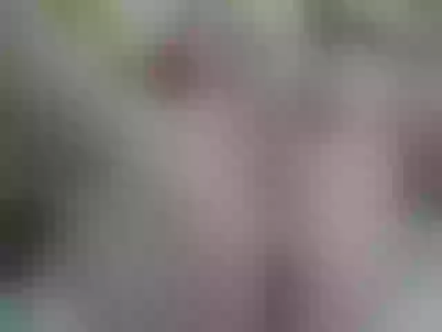 Live sex webcam photo for Mssbombom_ #252407219