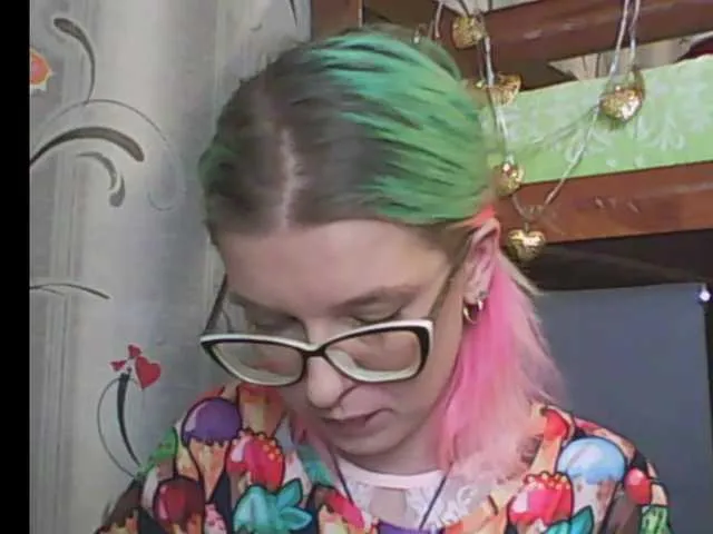 Live sex webcam photo for malvinella #241196760