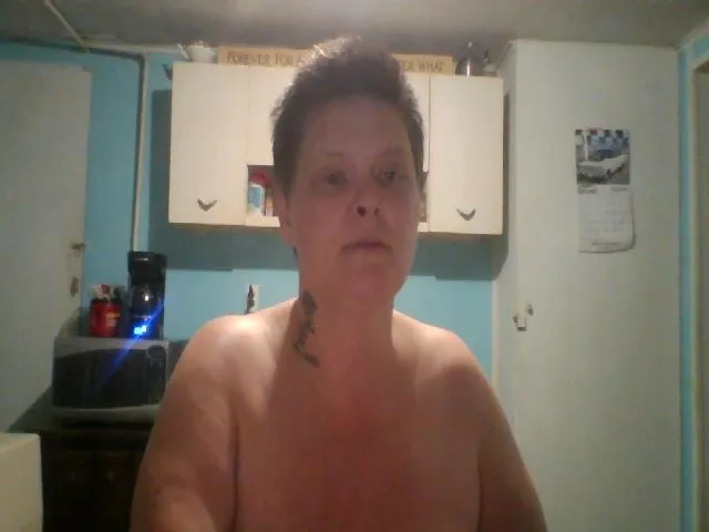 Live sex webcam photo for Iceyrain37 #253041836