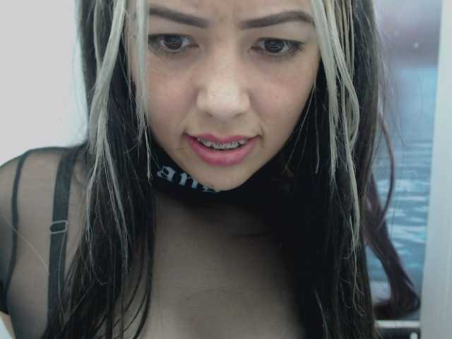 Live sex webcam photo for meganhot21 #241456836