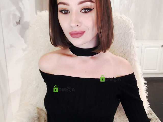 Live sex webcam photo for AnnaDaisy1 #241412414