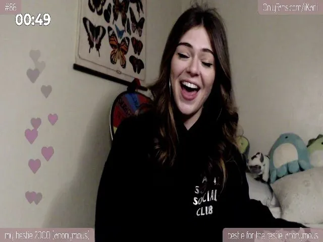 Live sex webcam photo for iKarli_ #264788509