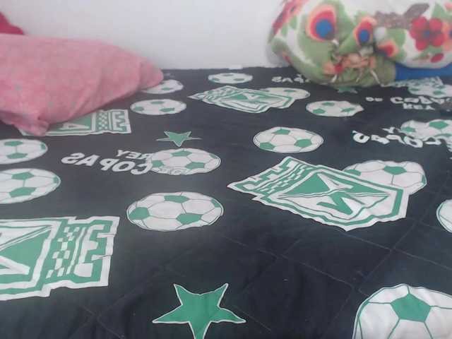 Live sex webcam photo for Daizy-cooper #241360239