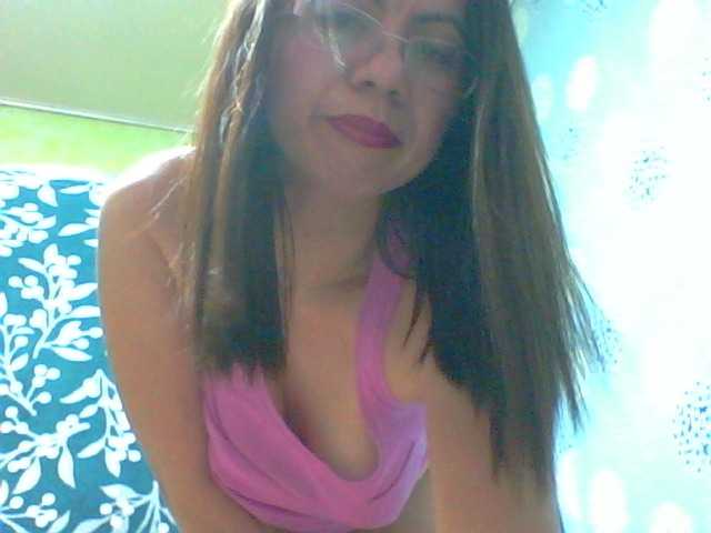 Live sex webcam photo for Scarletteb #242278263