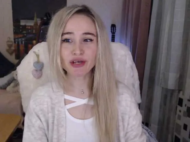 Live sex webcam photo for xyliganka777 #241120101