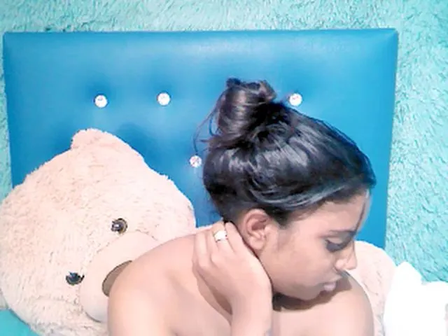 Live sex webcam photo for Indianpride #264445353