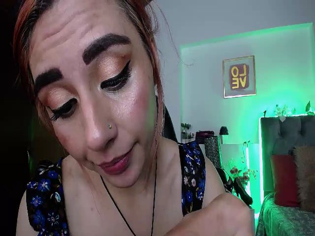 Live sex webcam photo for Cristal_19 #255022637