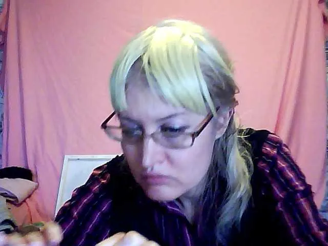 Live sex webcam photo for angelline #241785029