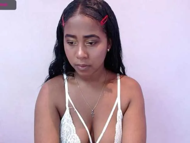 Live sex webcam photo for GigiThunderfo #247923390