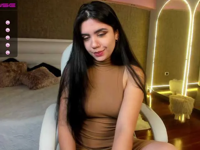 Live sex webcam photo for SummerHayes #241416832