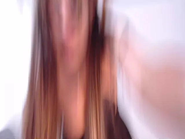 Live sex webcam photo for angeles_cute #263659635