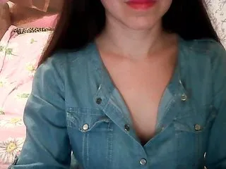 Live sex webcam photo for little-bunny7 #240640944