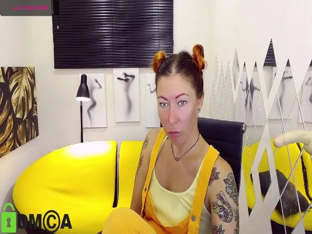 Live sex webcam photo for MarvelousLilu #262641054