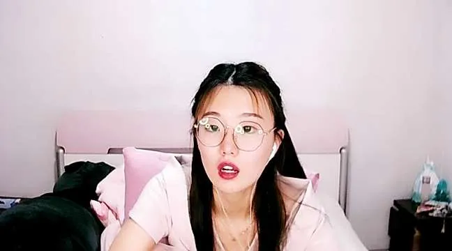 Live sex webcam photo for marylili #245049070