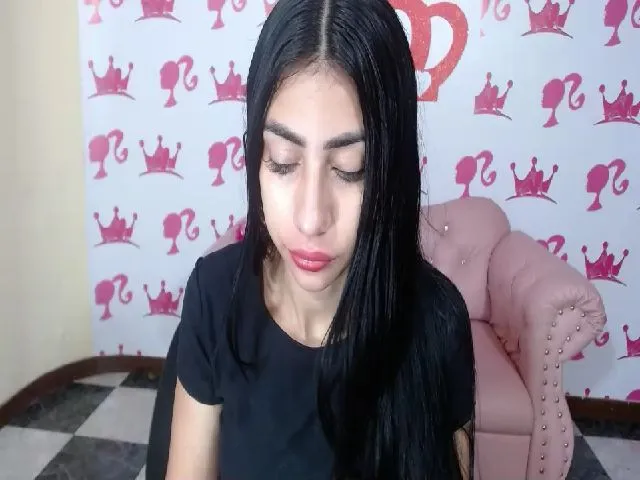 Live sex webcam photo for Naughtty_Doll #261334683