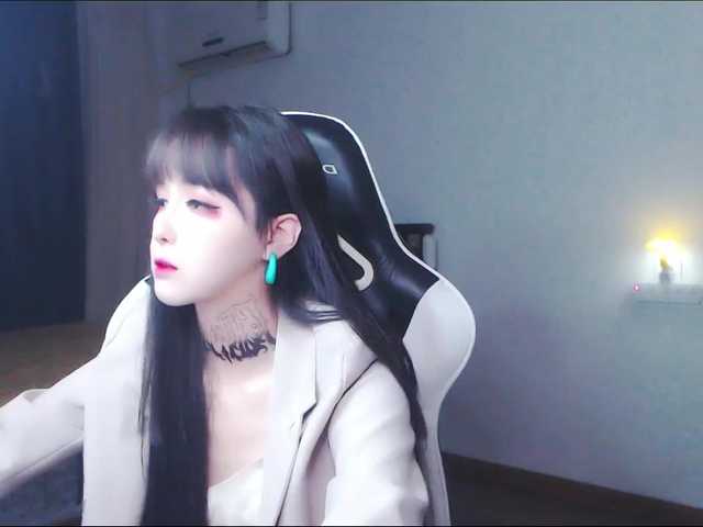 Live sex webcam photo for dami328 #255626020