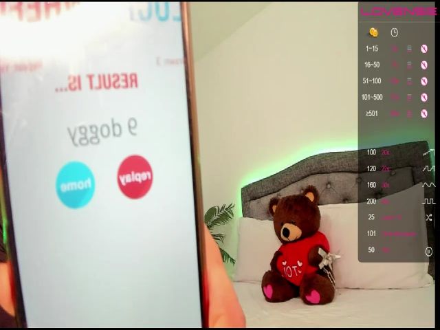 Live sex webcam photo for Keirathomson #253618106