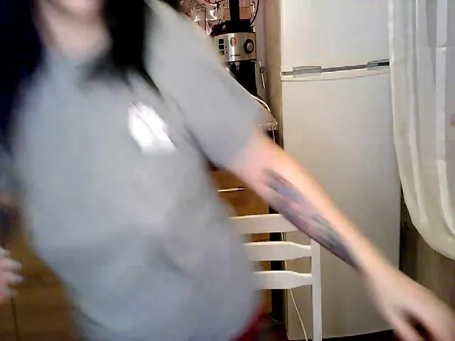 Live sex webcam photo for SexyInMyPJs #263796578