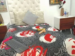 Live sex webcam photo for scarlet-small #240707918