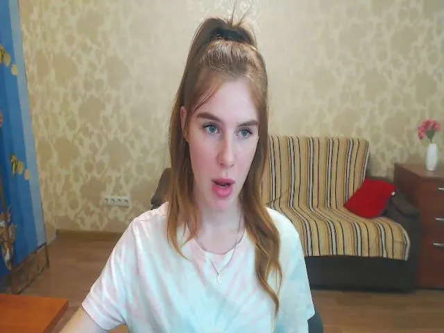 Live sex webcam photo for Vesnyshka #265082218