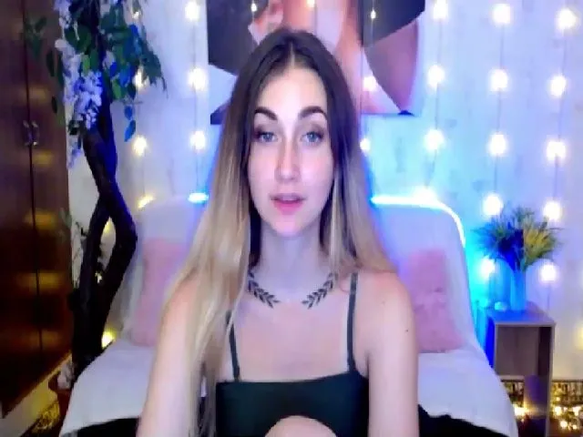 Live sex webcam photo for Lolly__Pop__ #261778779