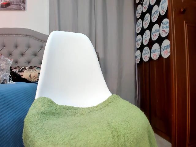 Live sex webcam photo for Zammara #252489066