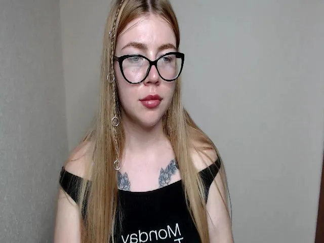 Live sex webcam photo for milafix #254880848