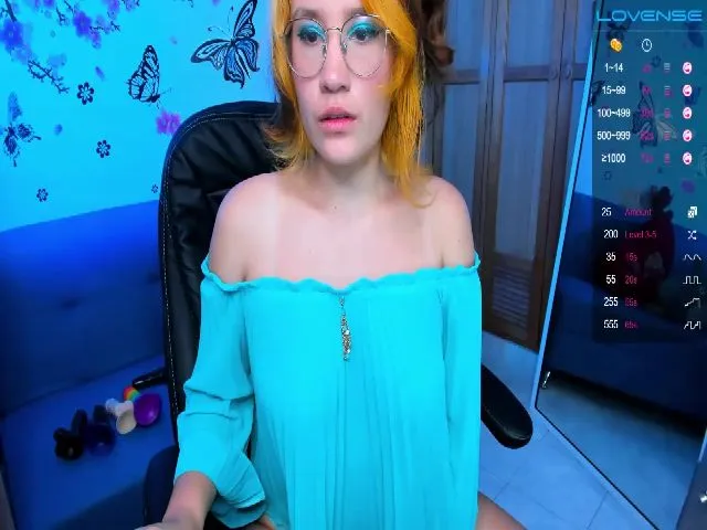 Live sex webcam photo for Conydecker #261766175