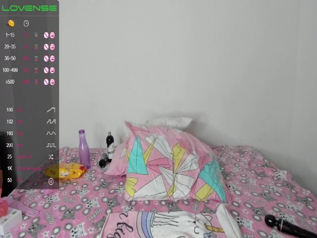 Live sex webcam photo for Rubi_26_ #255570771